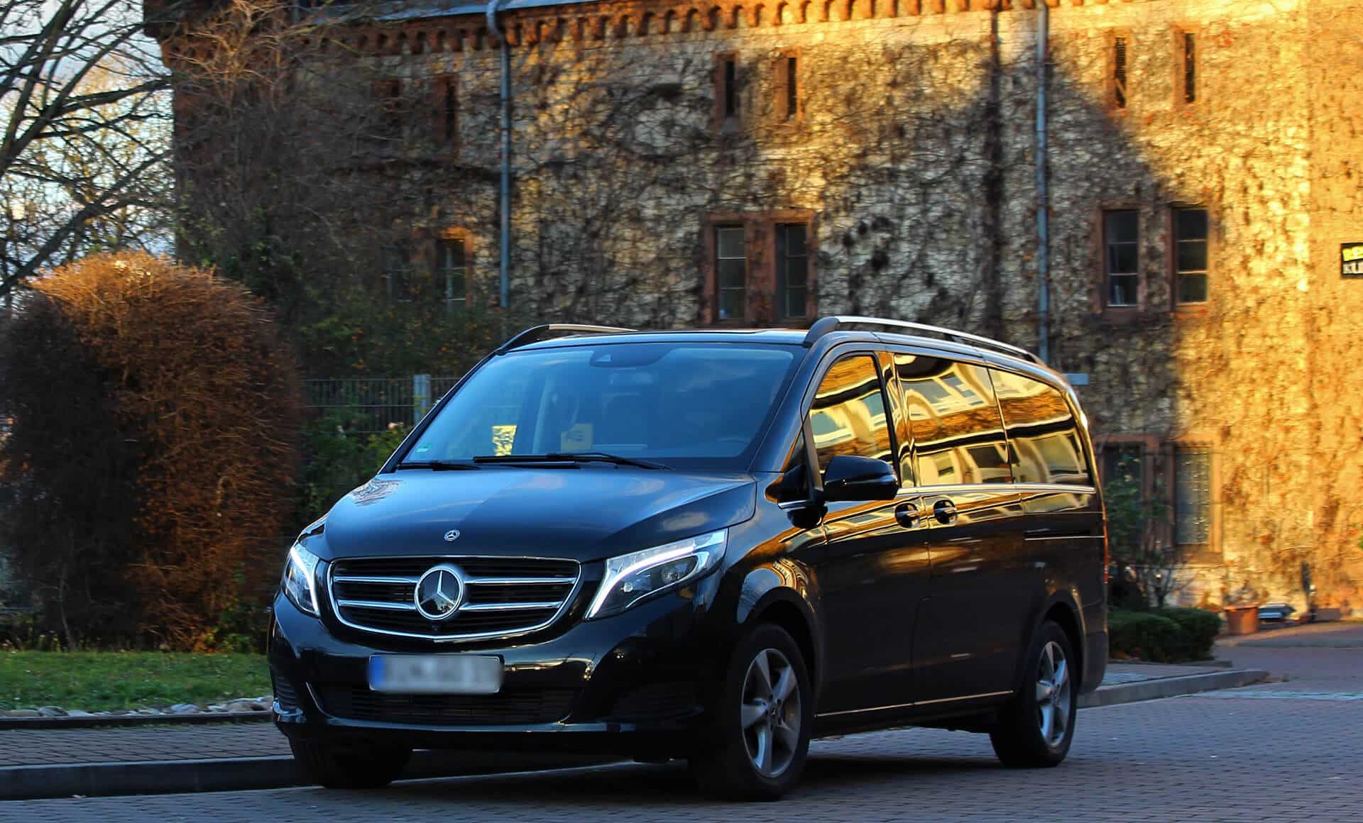 Mannheim to Frankfurt Airport Transfer from €104